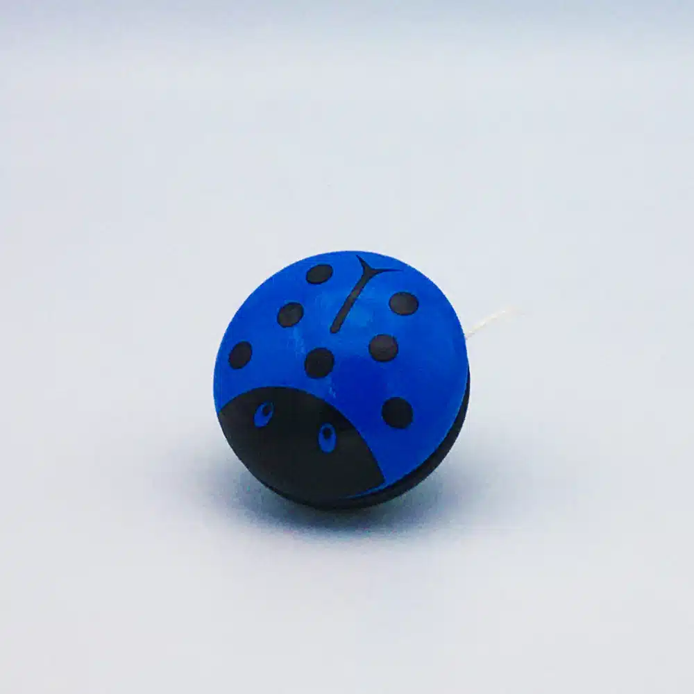 Yoyo en bois coccinelle – Artisans du Jura – Image 5