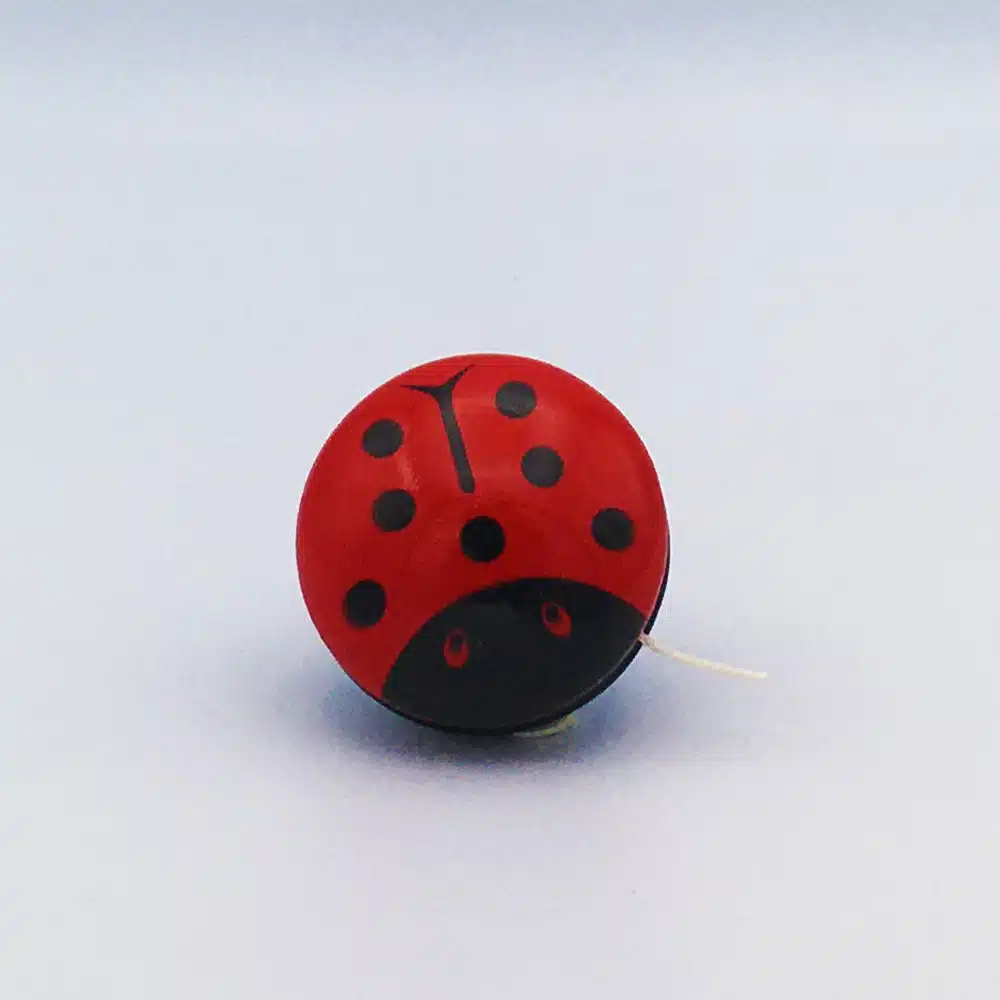 Yoyo en bois coccinelle – Artisans du Jura – Image 7