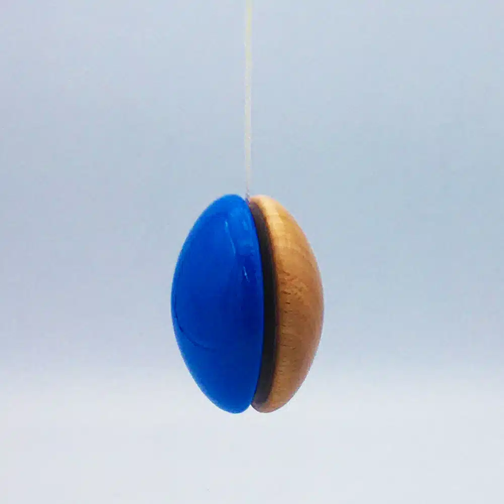 Yoyo en bois laqué – Artisans du Jura – Image 7